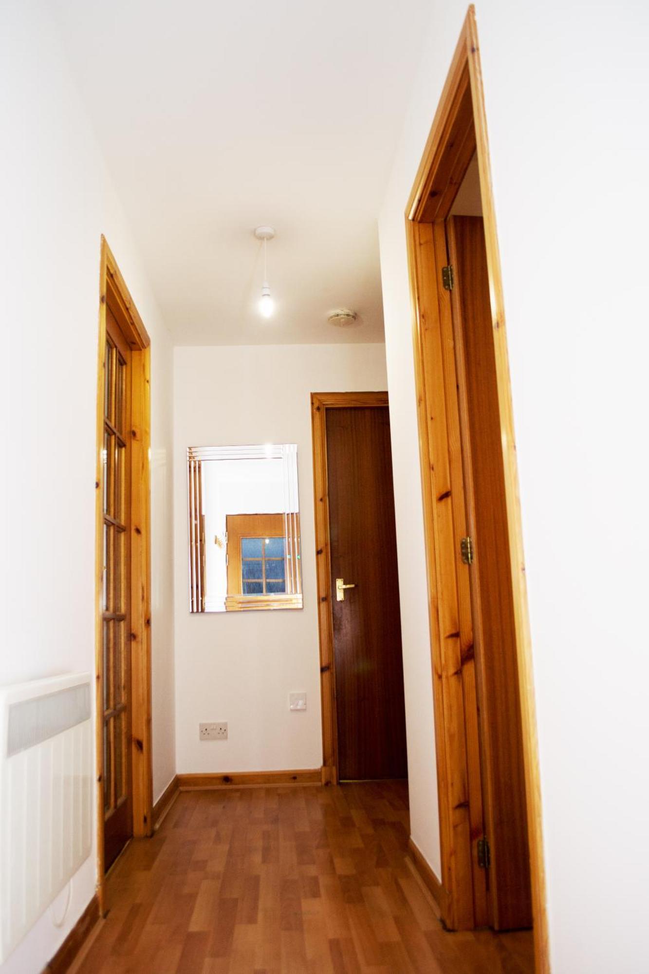Superb 2 Bedroom Flat - Refurbished Dec 2024 因弗内斯 外观 照片